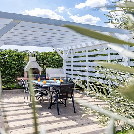 Novtek Istria With Private Heated Pool Villa