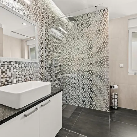 Novtek Istria With Private Heated Pool *