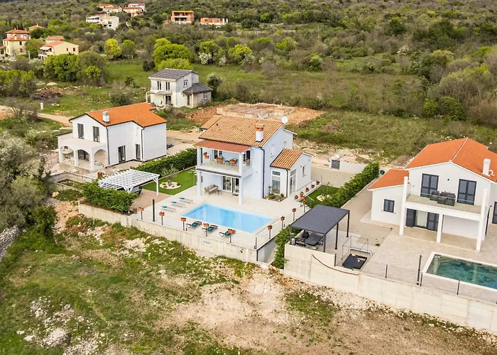 Βίλα Novtek Istria With Private Heated Pool Diminići