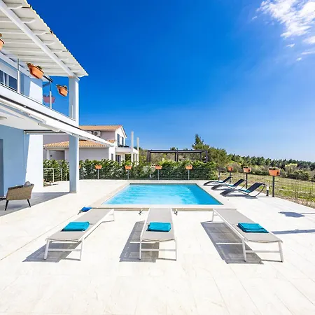 Villa Novek Istria With Private Heated Pool Diminici